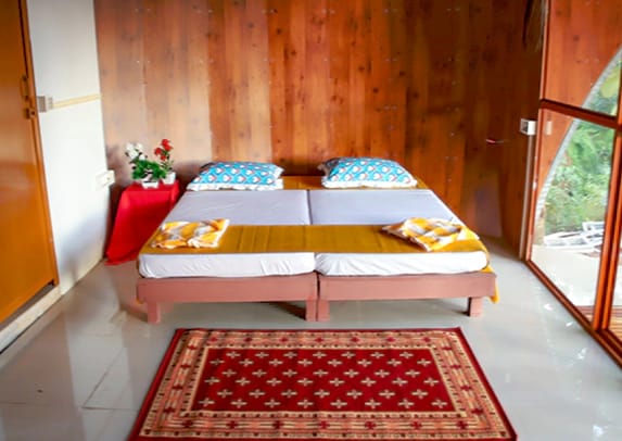 Accomodation